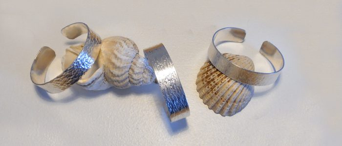 silver-bangles